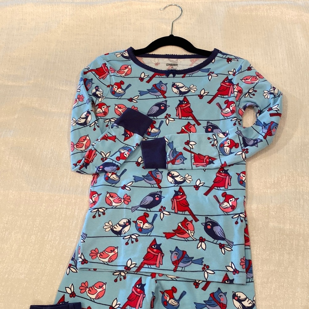 Girls pajamas set